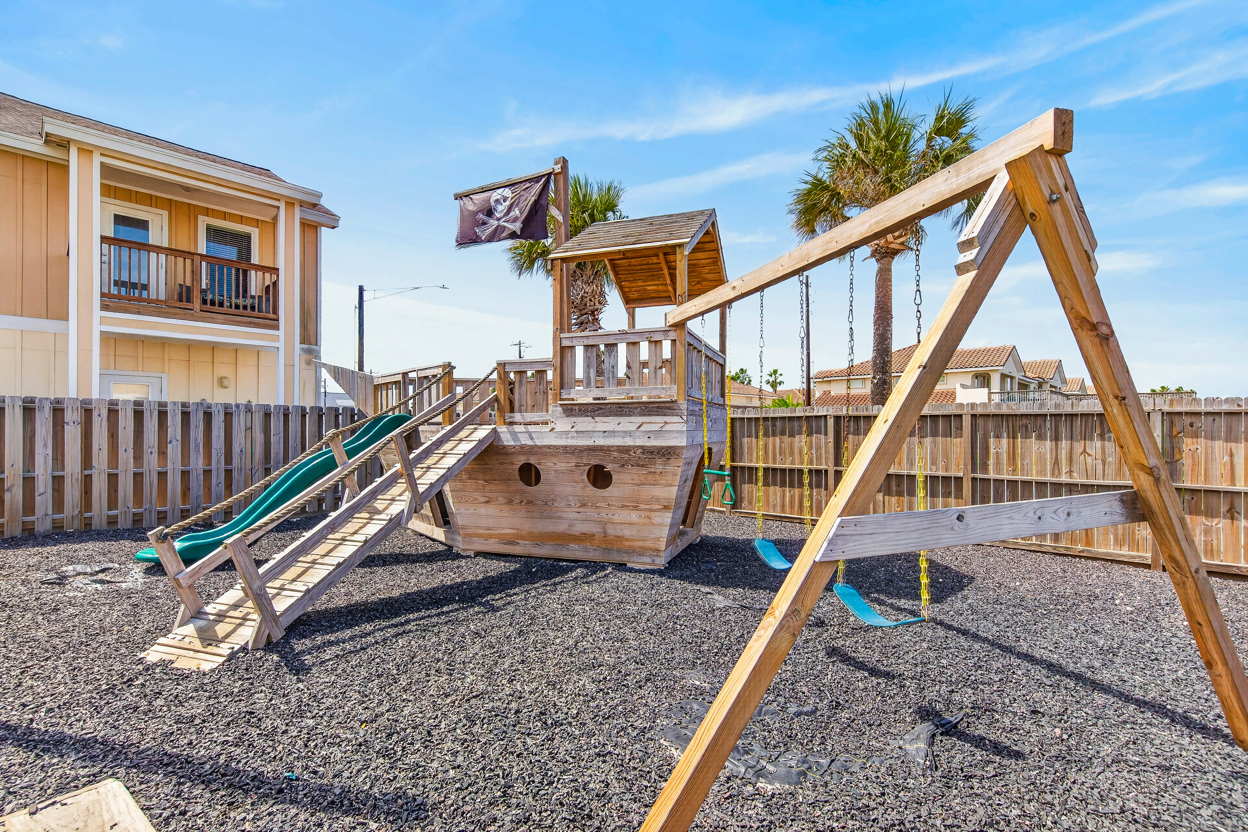  Coastal Townhome Retreat - 物件實景