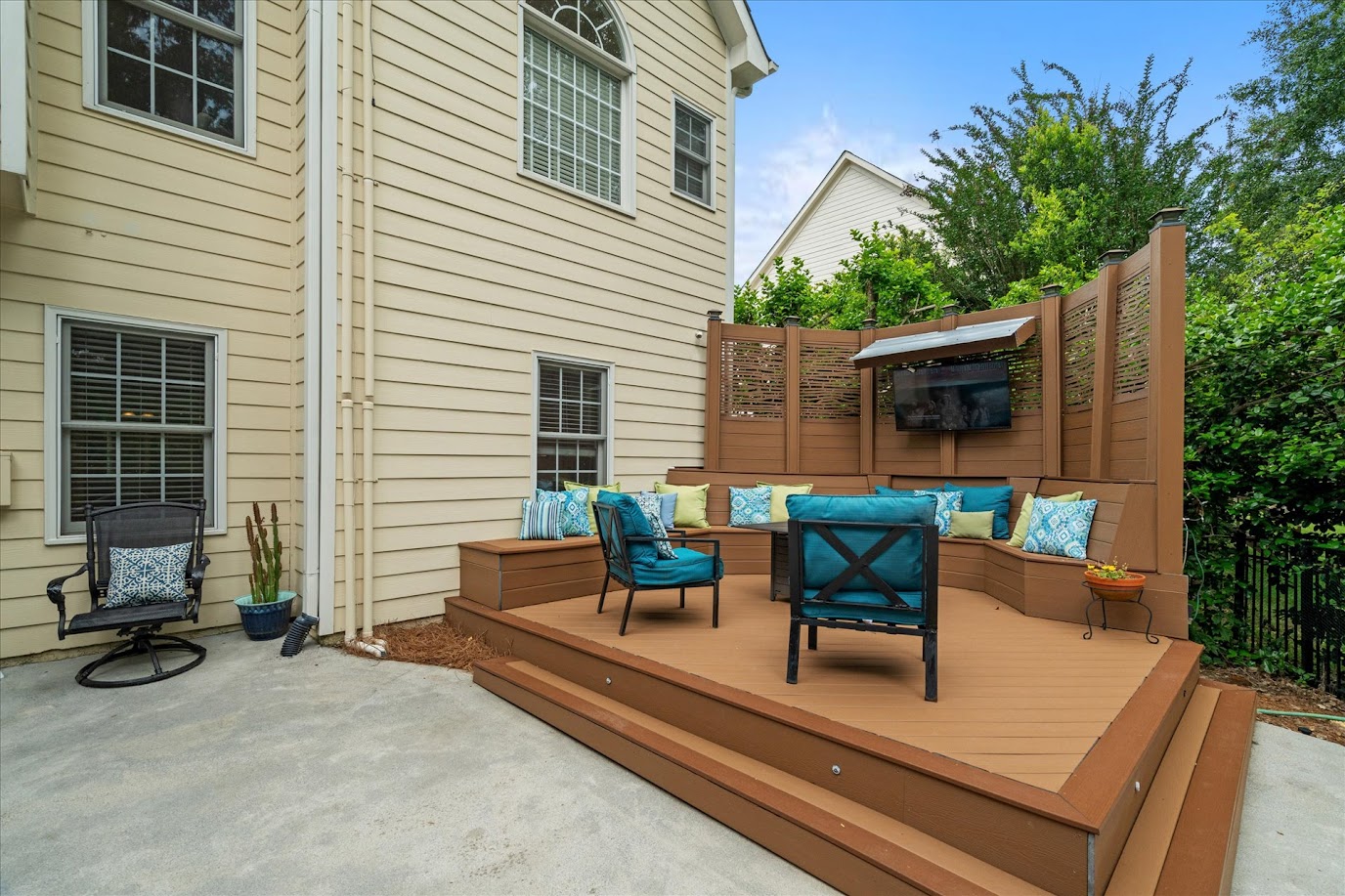 Villa Rica, Georgia, 30180, United States, 6 Bedrooms Bedrooms, ,4 BathroomsBathrooms,Residential,For Sale,1983769