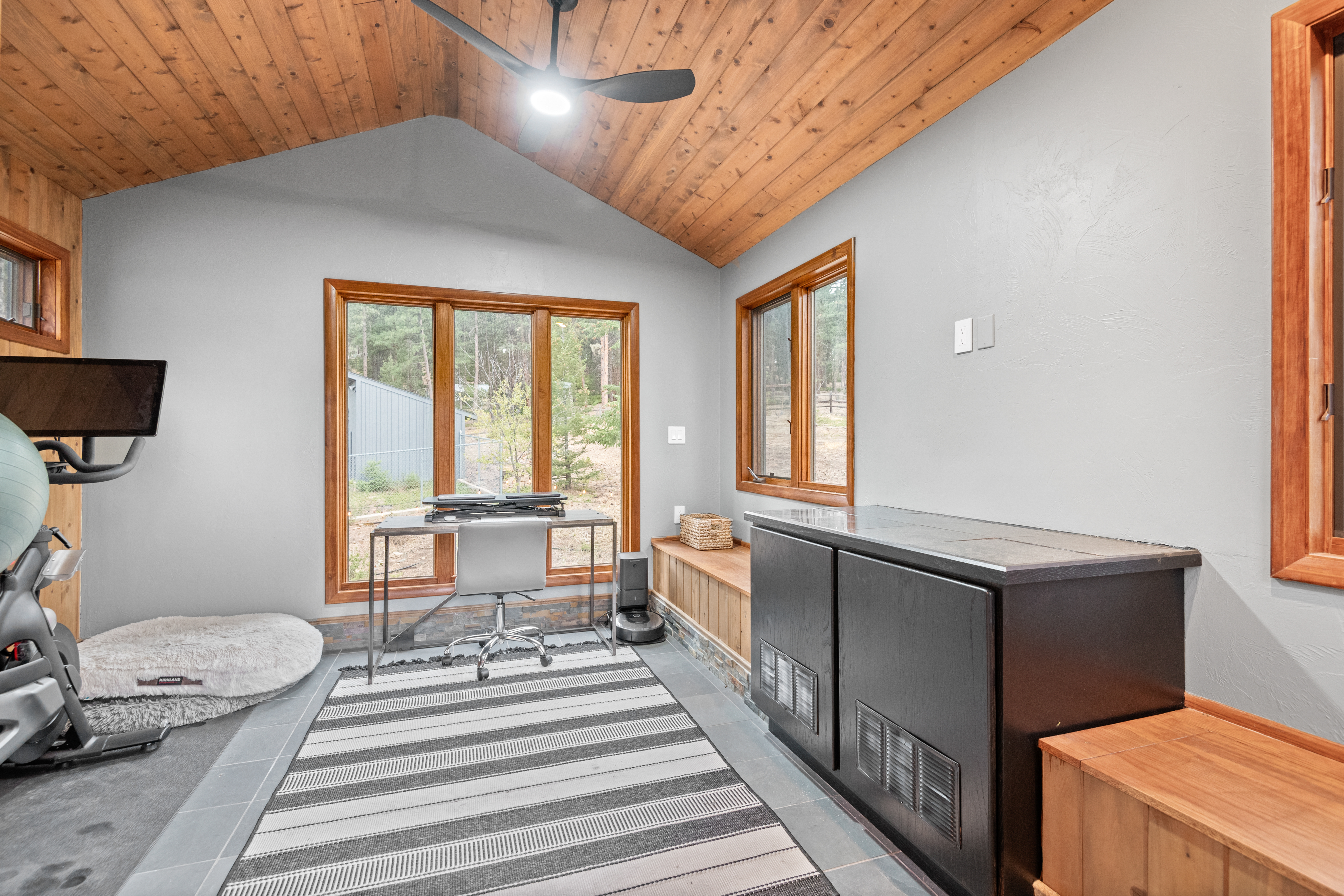  Discover the Pinnacle of Mountain Living at This Meticulously Reimagined Estate - 物件實景