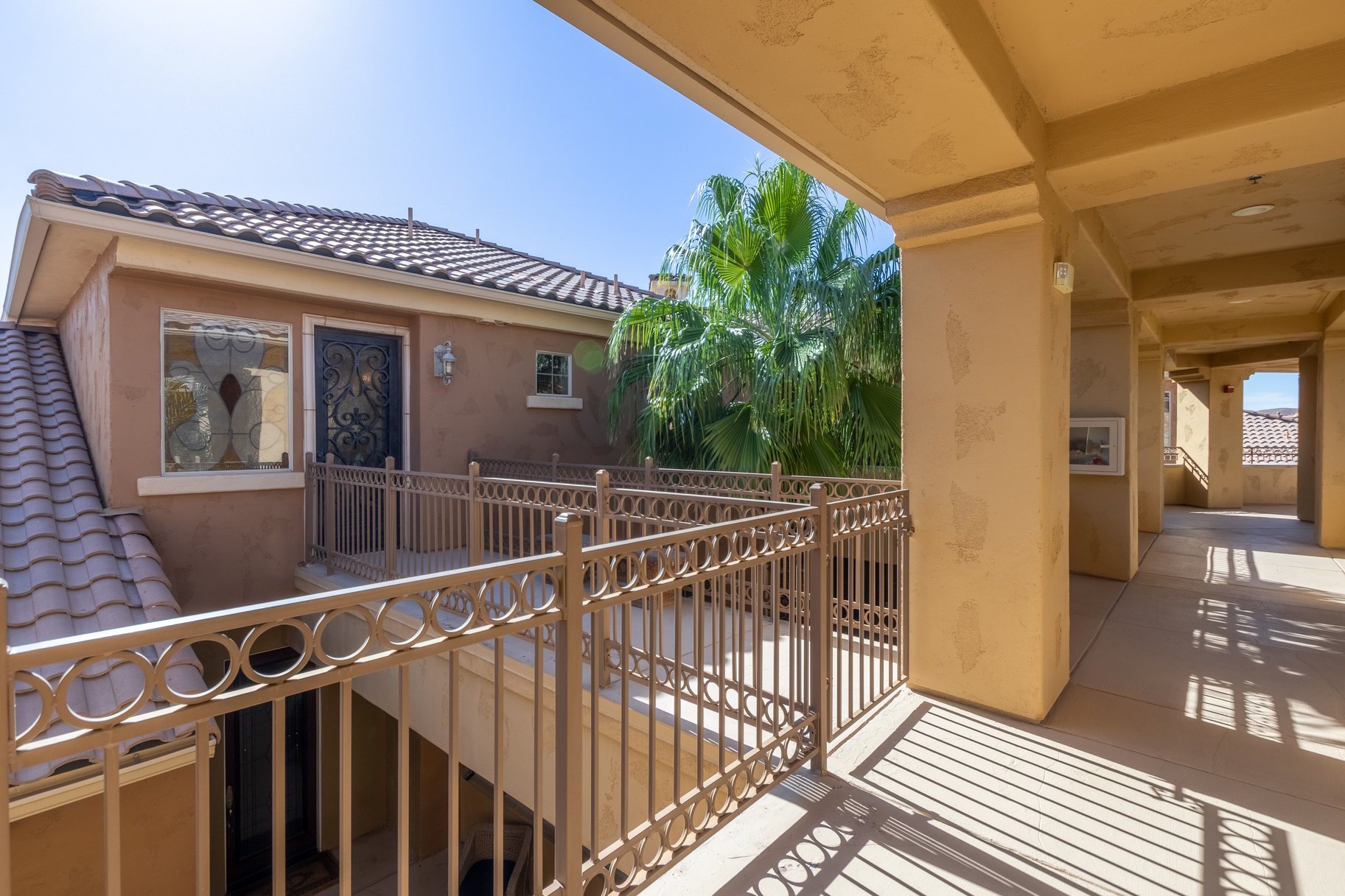  Lake Las Vegas Furnished 3 Beds, 3 Bath With Den Penthouse & Lake Views - 物件實景