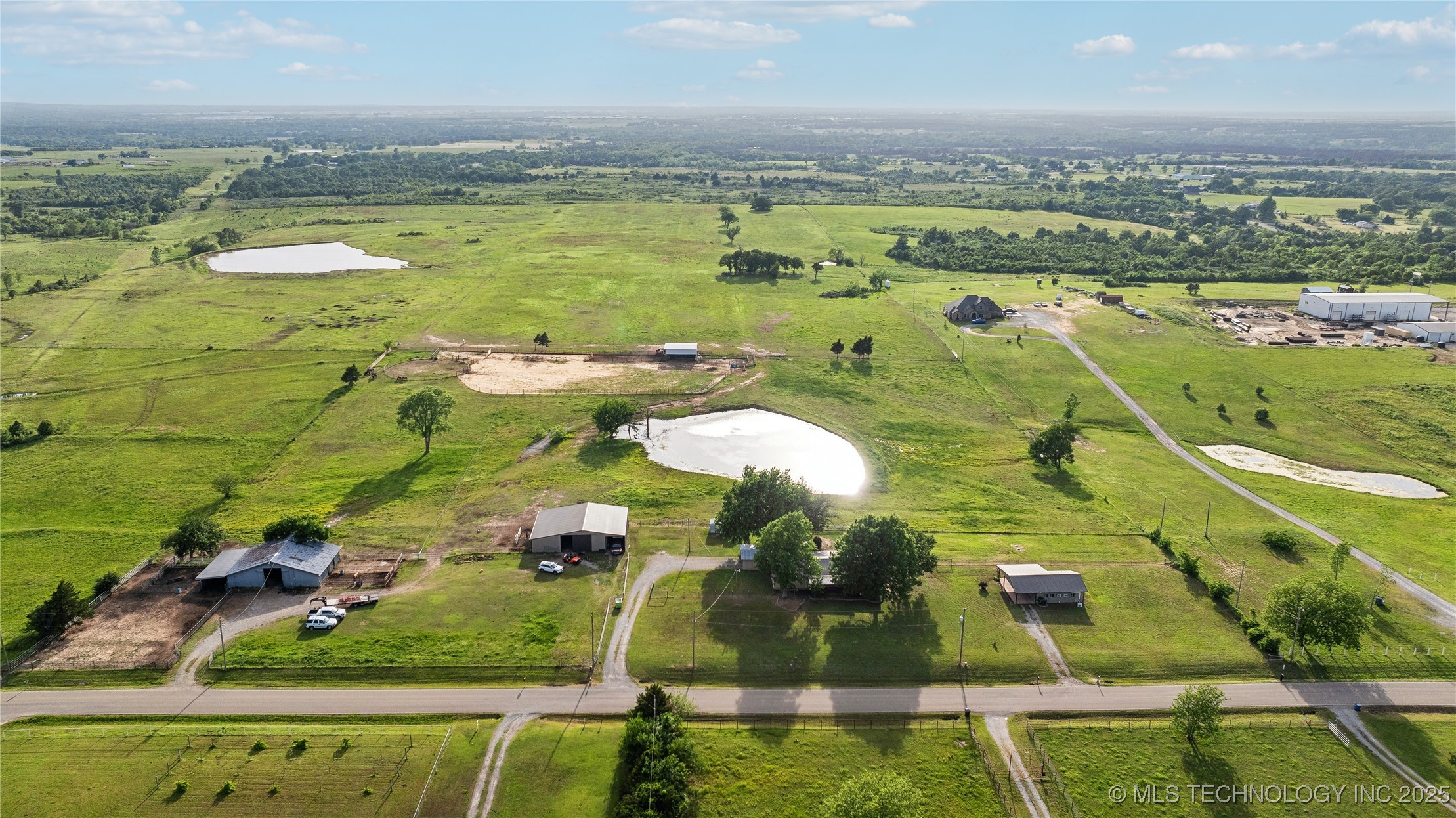 Cushing, Oklahoma, 74023, United States, 1 Bedroom Bedrooms, ,2 BathroomsBathrooms,Residential,For Sale,1840367