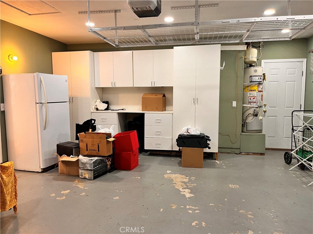 Canyon Country, California, 91351, United States, 3 Bedrooms Bedrooms, ,2 BathroomsBathrooms,Residential,For Sale,2006258