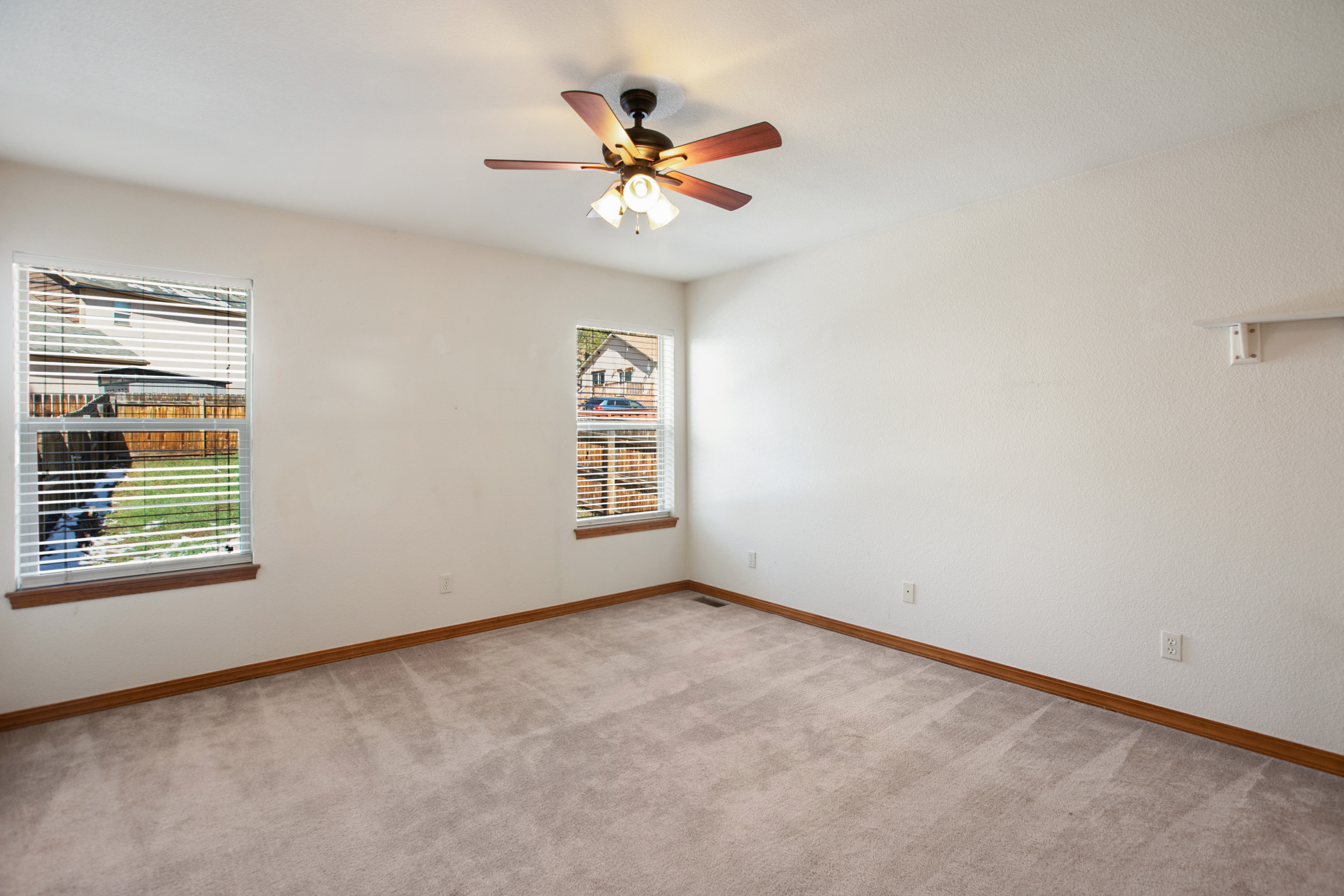 Woodland Park, Colorado, 80863, United States, 3 Bedrooms Bedrooms, ,3 BathroomsBathrooms,Residential,For Sale,1966614