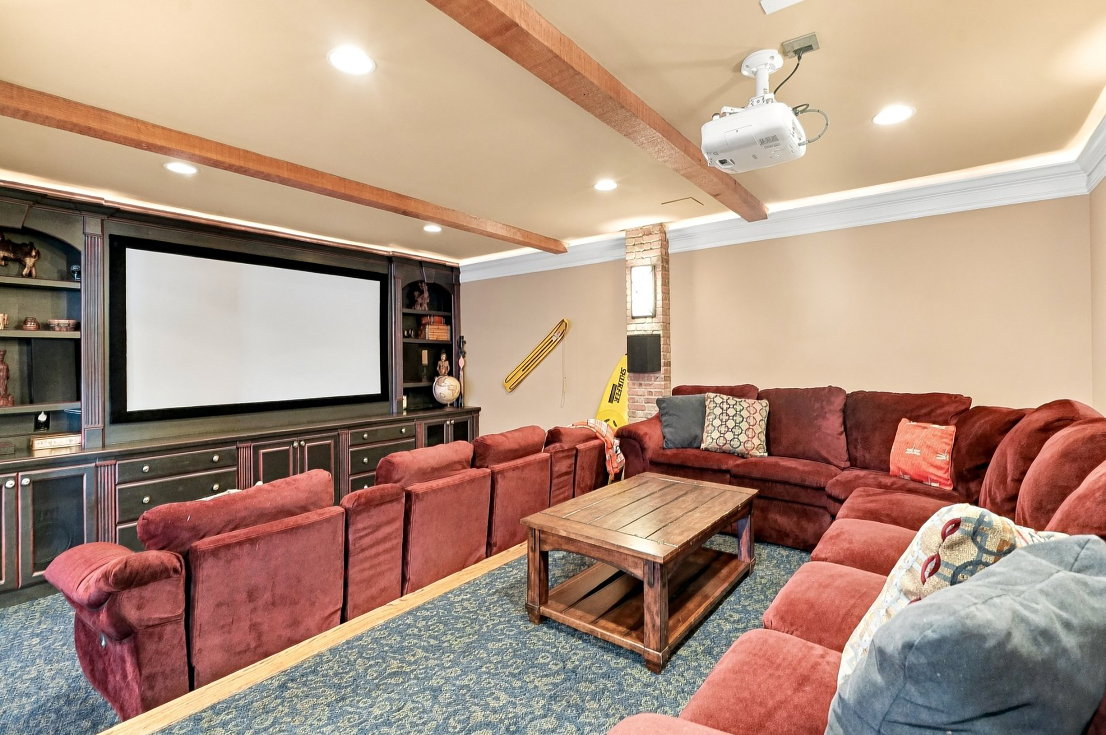  Exceptional Custom-Built Home with Theater, Full Bar and Private Gym - 物件實景