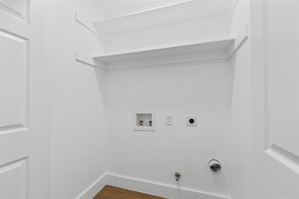 Richardson, Texas, 75080, United States, 4 Bedrooms Bedrooms, ,3 BathroomsBathrooms,Residential,For Sale,1918124