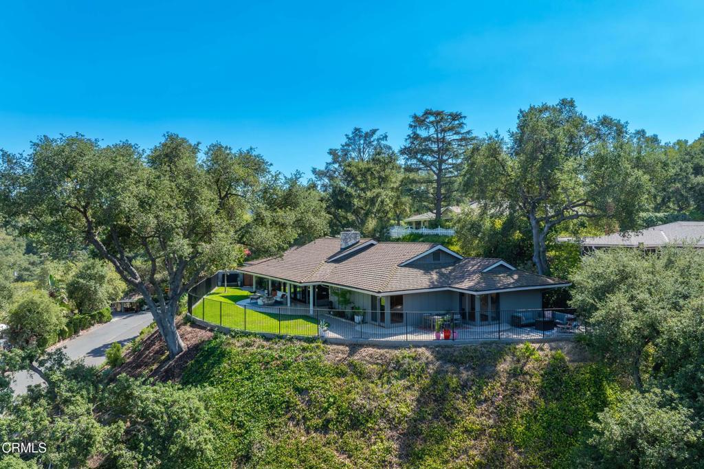 La Canada Flintridge, California, 91011, United States, 3 Bedrooms Bedrooms, ,3 BathroomsBathrooms,Residential,For Sale,1941612