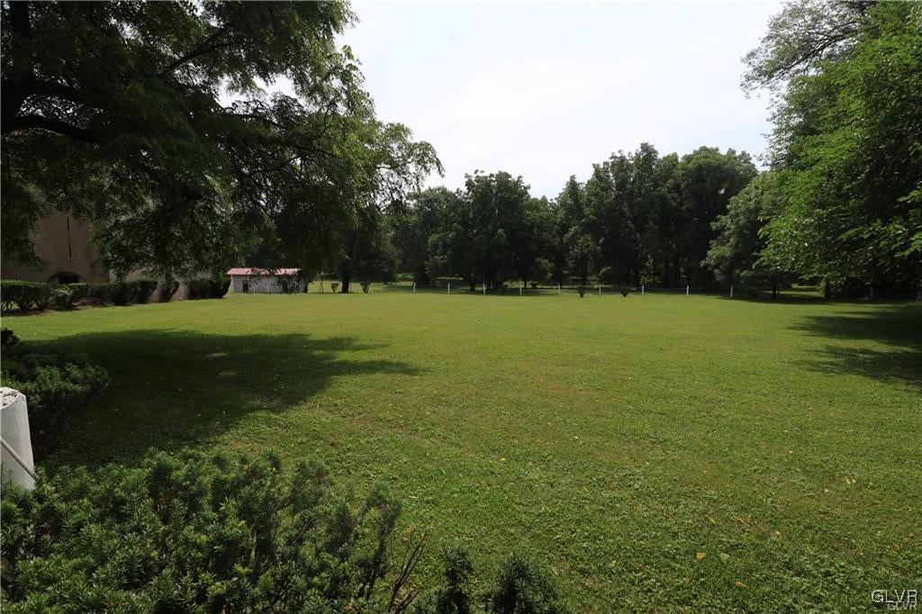 Whitehall Twp, Pennsylvania, 18052, United States, 6 Bedrooms Bedrooms, ,4 BathroomsBathrooms,Residential,For Sale,1931733