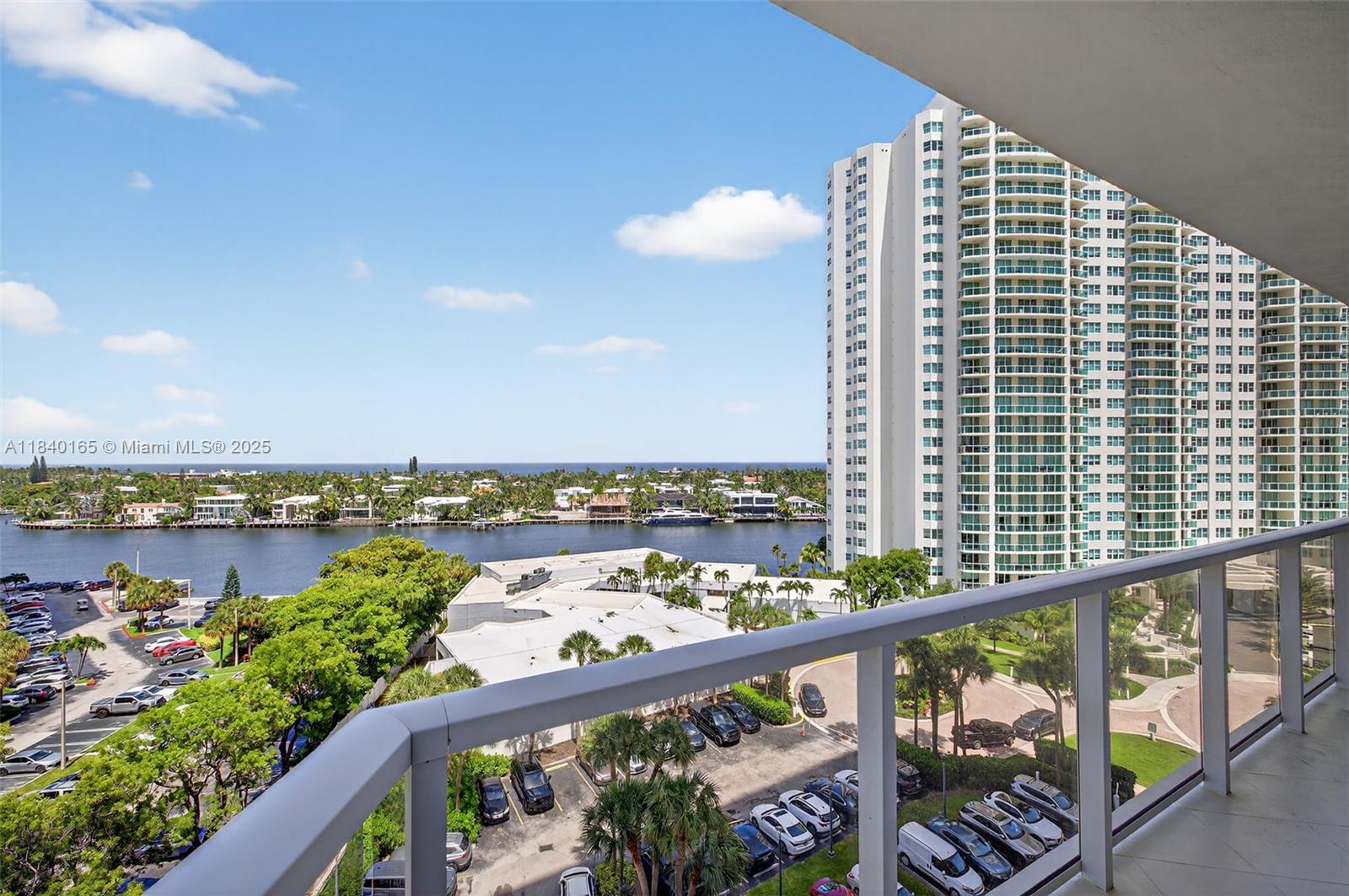 Aventura, Florida, 33180, United States, 2 Bedrooms Bedrooms, ,2 BathroomsBathrooms,Residential,For Sale,1897536