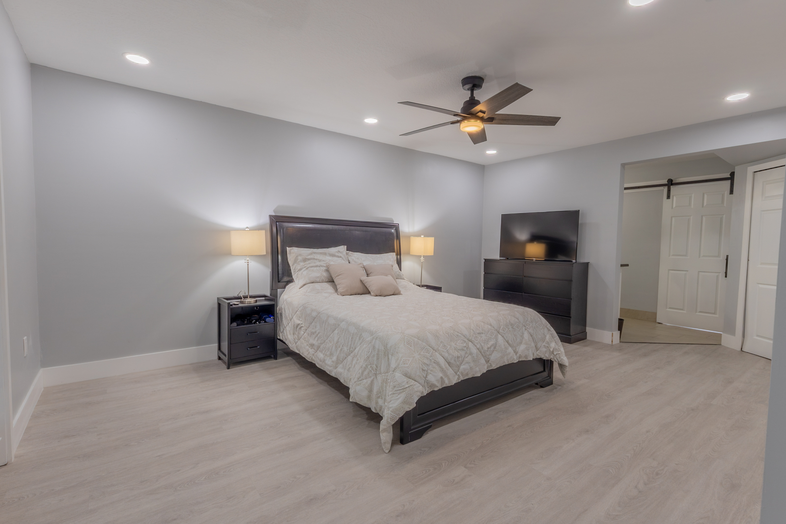 Kissimmee, Florida, 34744, United States, 3 Bedrooms Bedrooms, ,2 BathroomsBathrooms,Residential,For Sale,1936925