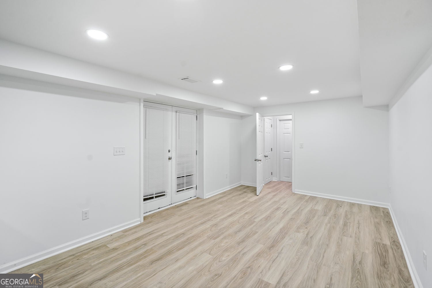 Atlanta, Georgia, 30341, United States, 4 Bedrooms Bedrooms, ,4 BathroomsBathrooms,Residential,For Sale,1961860