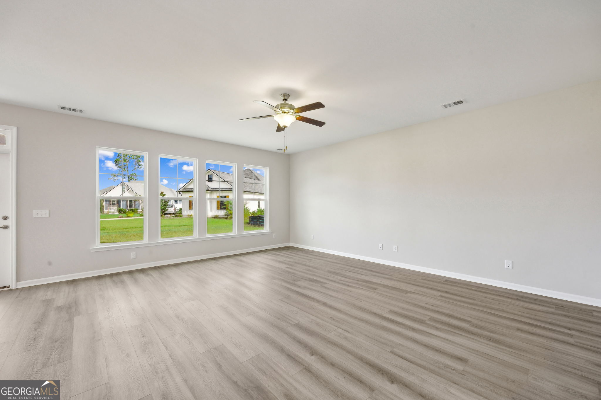 St. Marys, Georgia, 31558, United States, 4 Bedrooms Bedrooms, ,3 BathroomsBathrooms,Residential,For Sale,1962836