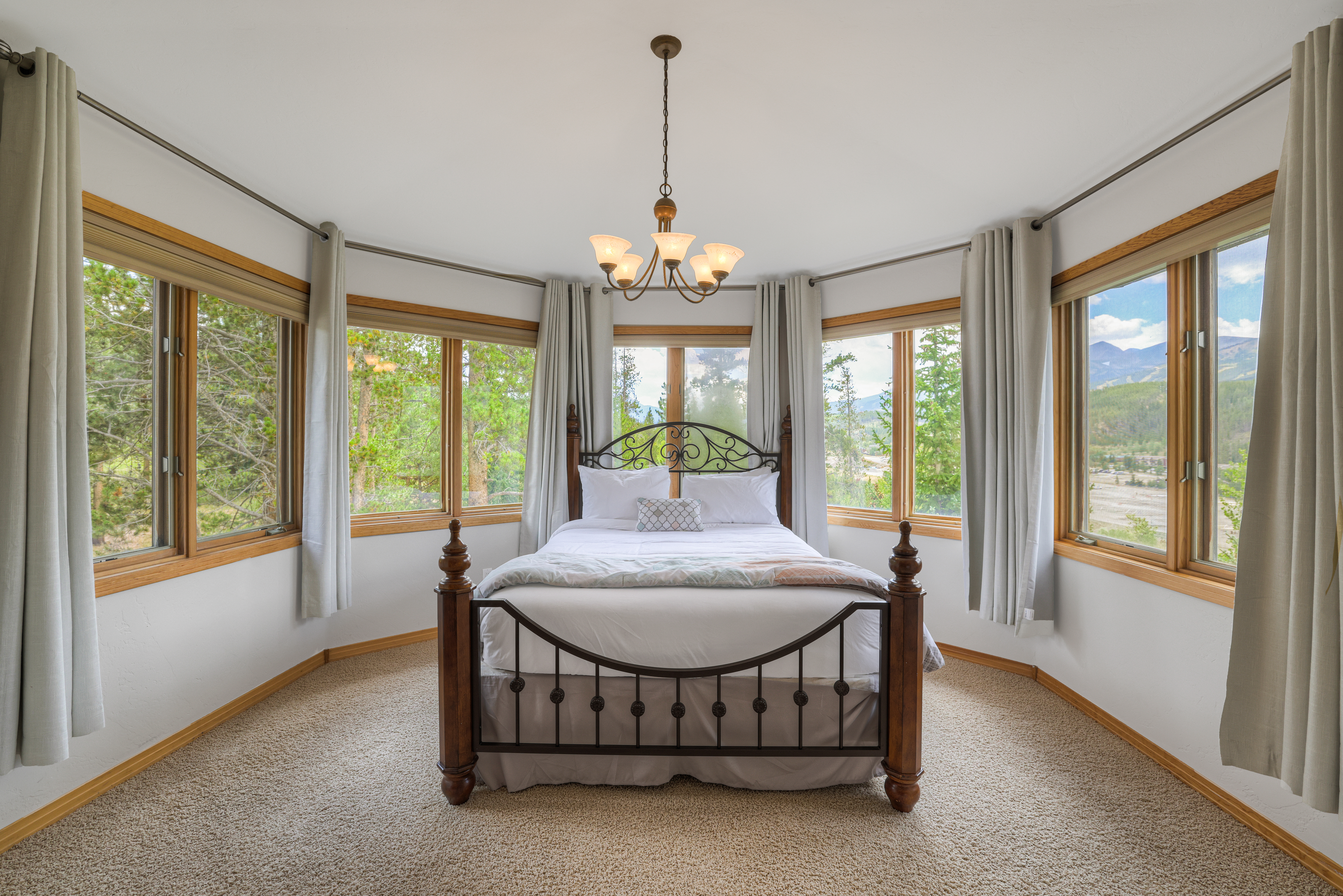  Amazing Mountain Views Located in Breckenridge’s Highlands Neighborhood - 物件實景