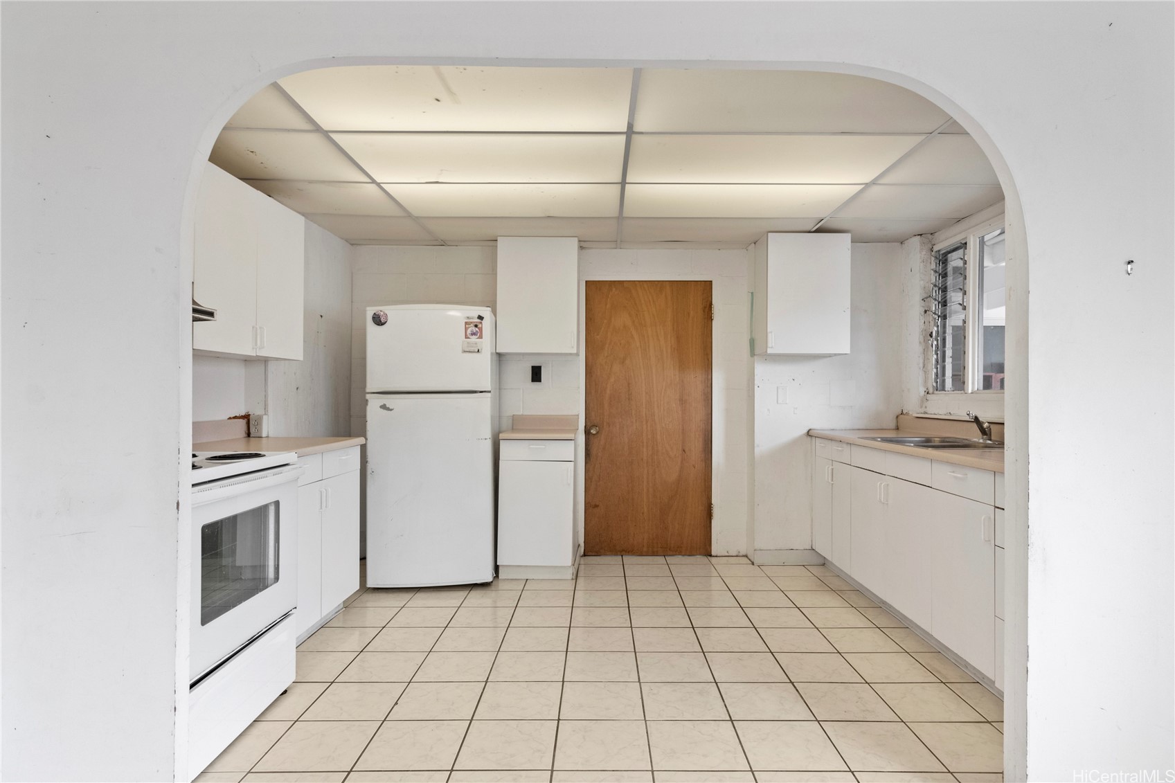 Waipahu, Hawaii, 96797, United States, 7 Bedrooms Bedrooms, ,5 BathroomsBathrooms,Residential,For Sale,1987843