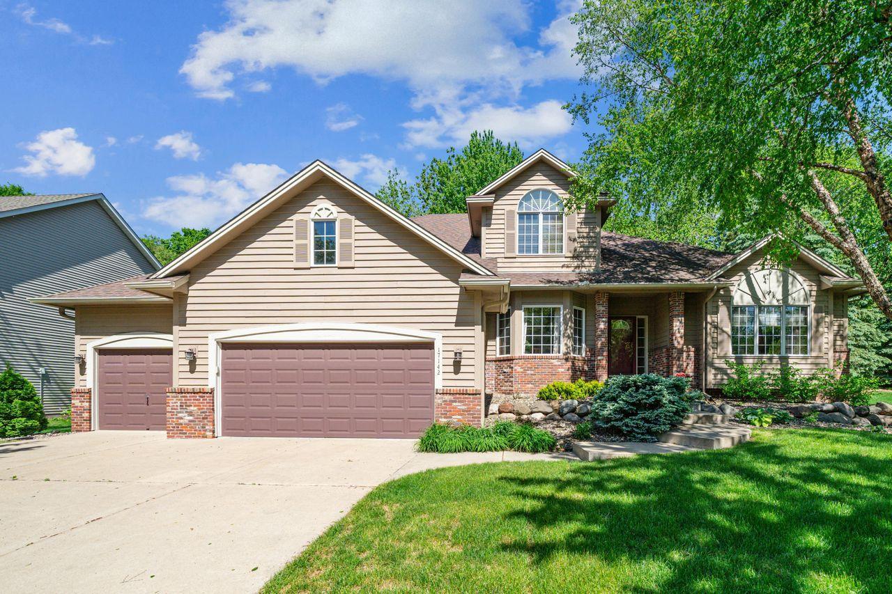 Lakeville, Minnesota, 55044, United States, 4 Bedrooms Bedrooms, ,3 BathroomsBathrooms,Residential,For Sale,1846490
