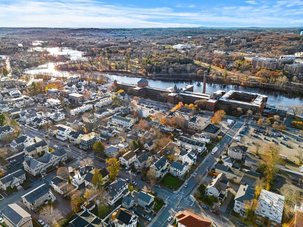 Waltham, Massachusetts, 02453, United States, 2 Bedrooms Bedrooms, ,2 BathroomsBathrooms,Residential,For Sale,2001729