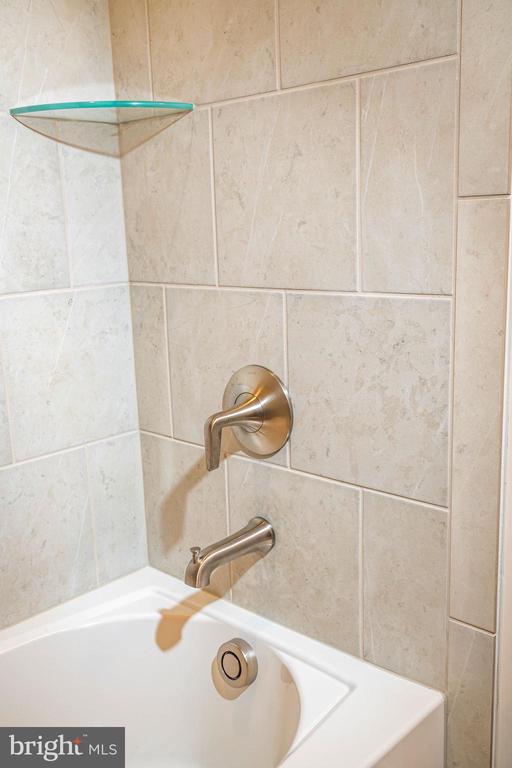 Ashburn, Virginia, 20148, United States, 3 Bedrooms Bedrooms, ,4 BathroomsBathrooms,Residential,For Sale,2001534