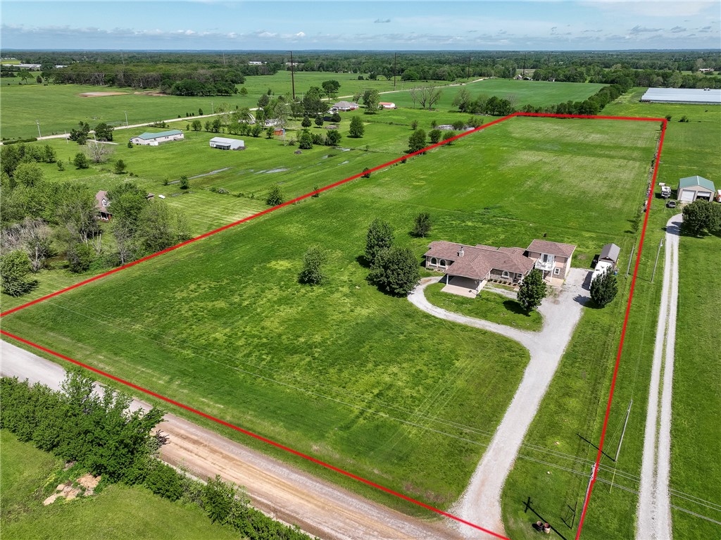 Gentry, Arkansas, 72734, United States, 5 Bedrooms Bedrooms, ,3 BathroomsBathrooms,Residential,For Sale,1778462