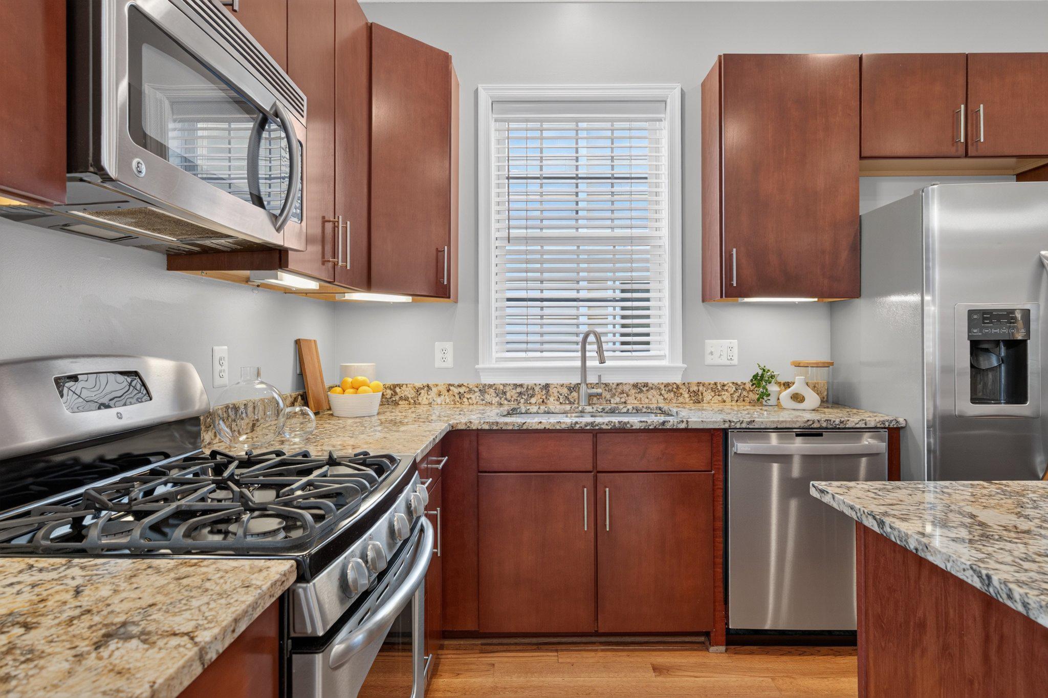  17 E Reed Avenue, Alexandria, VA, 22305 - 物件實景