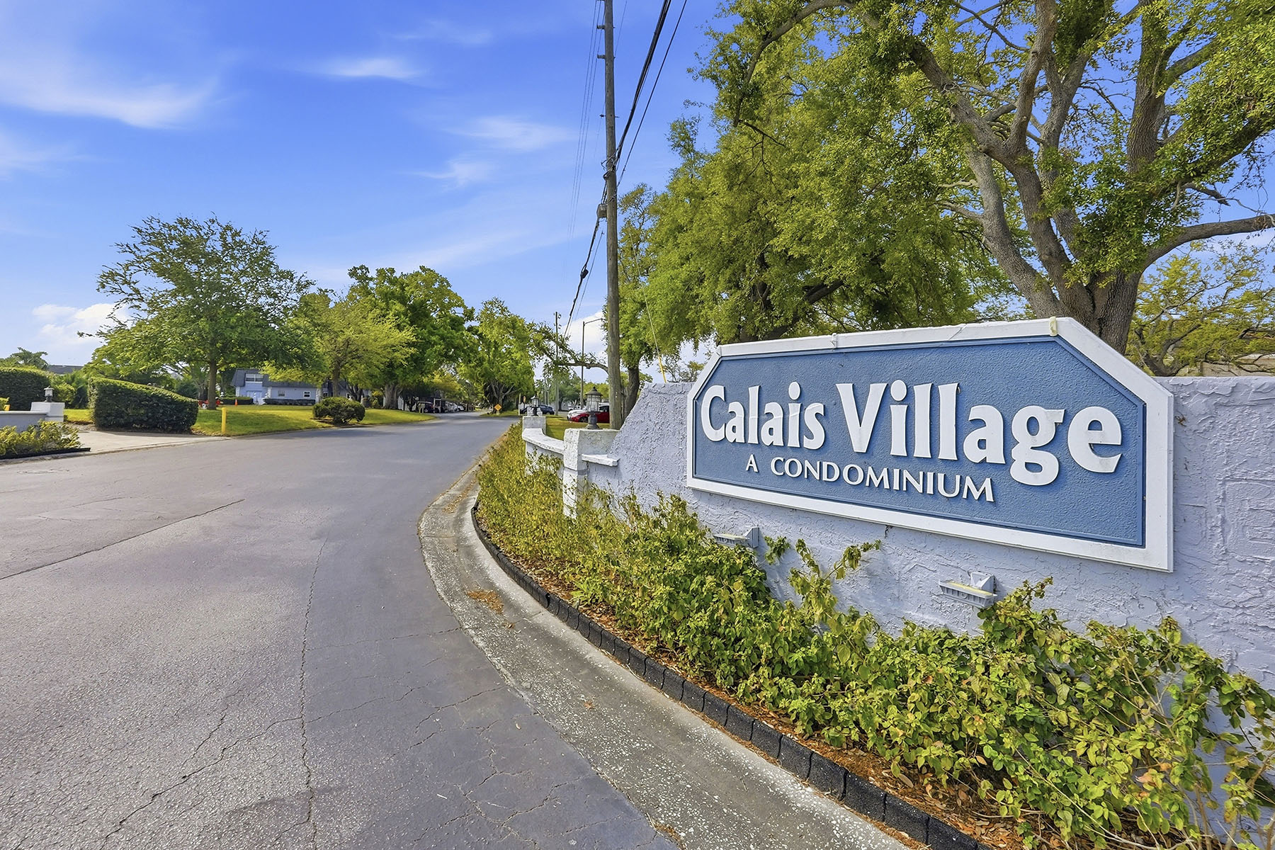  CALAIS VILLAGE CONDO - 物件實景