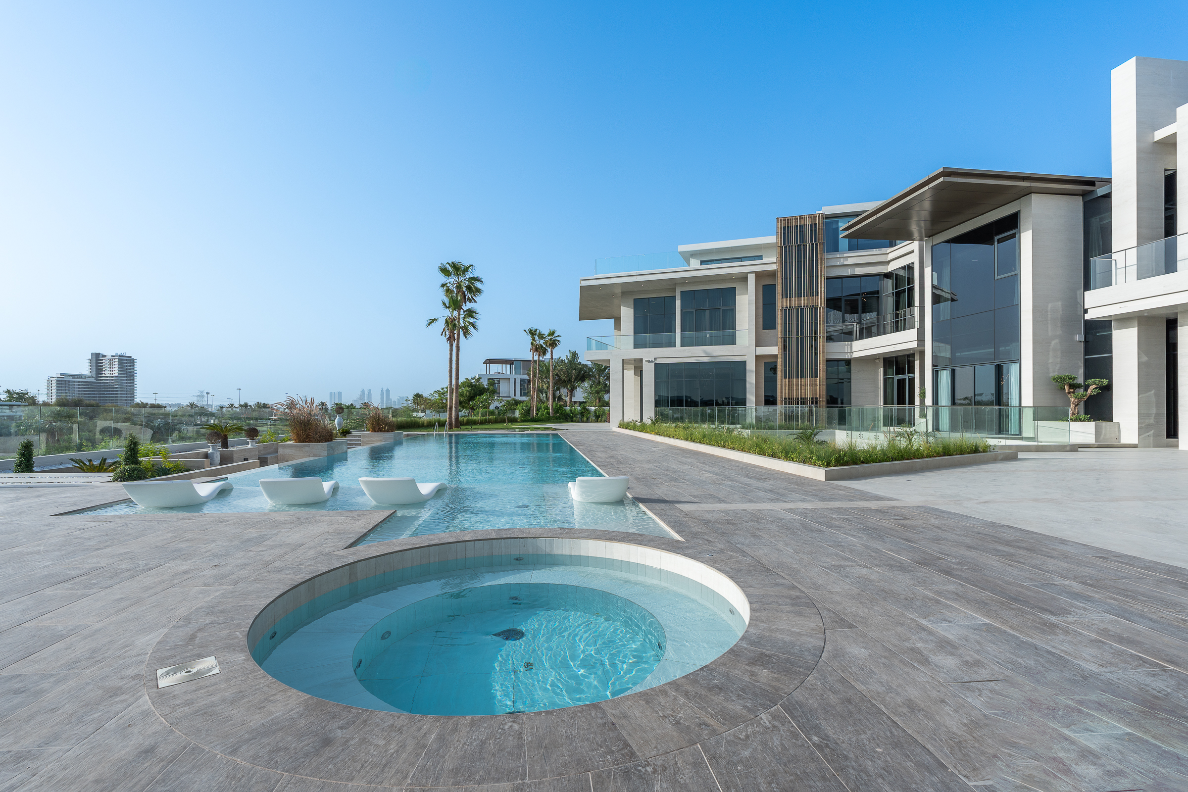  Luxurious 8-Bedroom Mansion with Panoramic Golf Course View - 物件實景