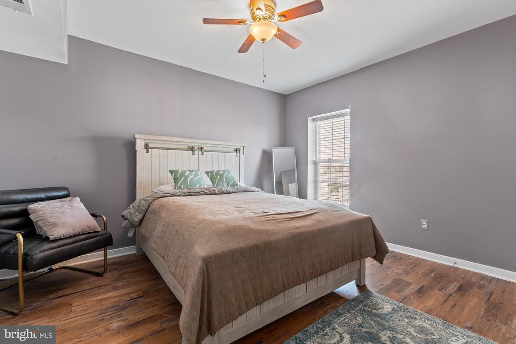 Stafford, Virginia, 22554, United States, 5 Bedrooms Bedrooms, ,4 BathroomsBathrooms,Residential,For Sale,1934341