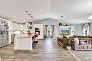 Davie, Florida, 33325, United States, 3 Bedrooms Bedrooms, ,2 BathroomsBathrooms,Residential,For Sale,2049200