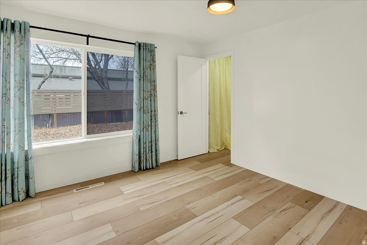 Sandy, Utah, 84094, United States, 4 Bedrooms Bedrooms, ,1 BathroomBathrooms,Residential,For Sale,2001958