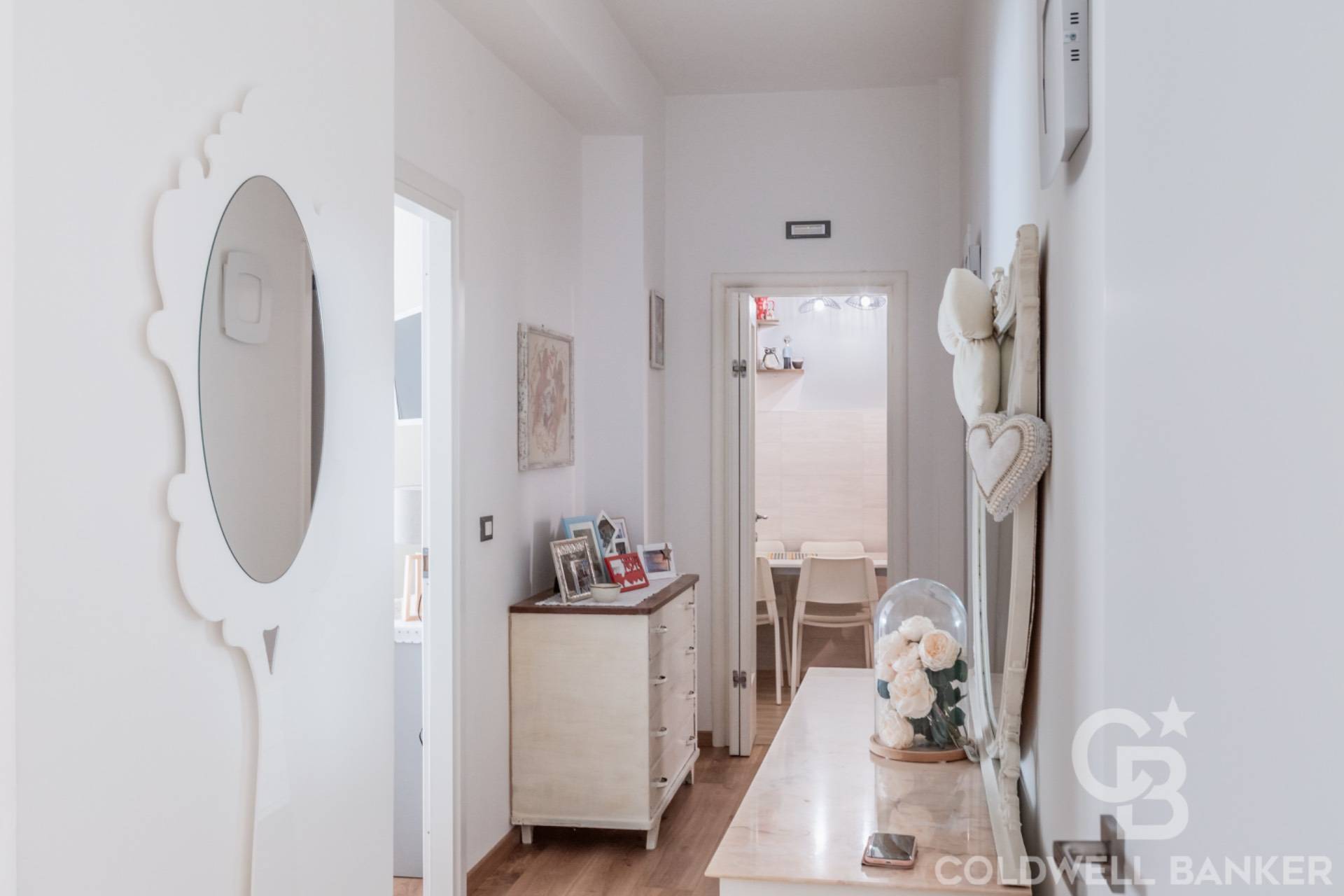 Roma, Roma, 00100, IT, 2 Bedrooms Bedrooms, ,1 BathroomBathrooms,Residential,For Sale,1940335