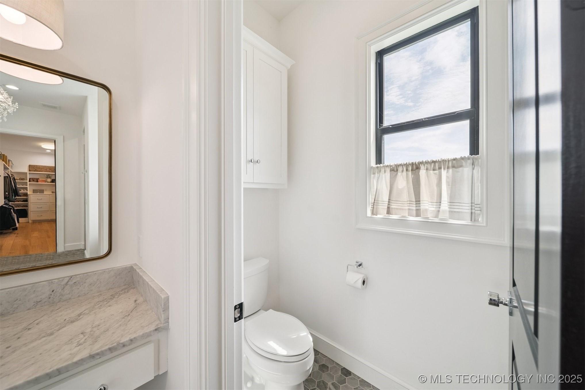 Broken Arrow, Oklahoma, 74014, United States, 4 Bedrooms Bedrooms, ,4 BathroomsBathrooms,Residential,For Sale,1983128