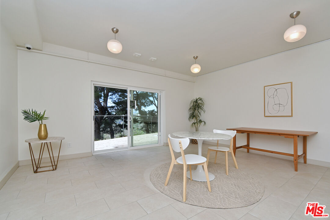 Los Angeles, California, 90077, United States, 2 Bedrooms Bedrooms, ,2 BathroomsBathrooms,Residential,For Sale,1919812