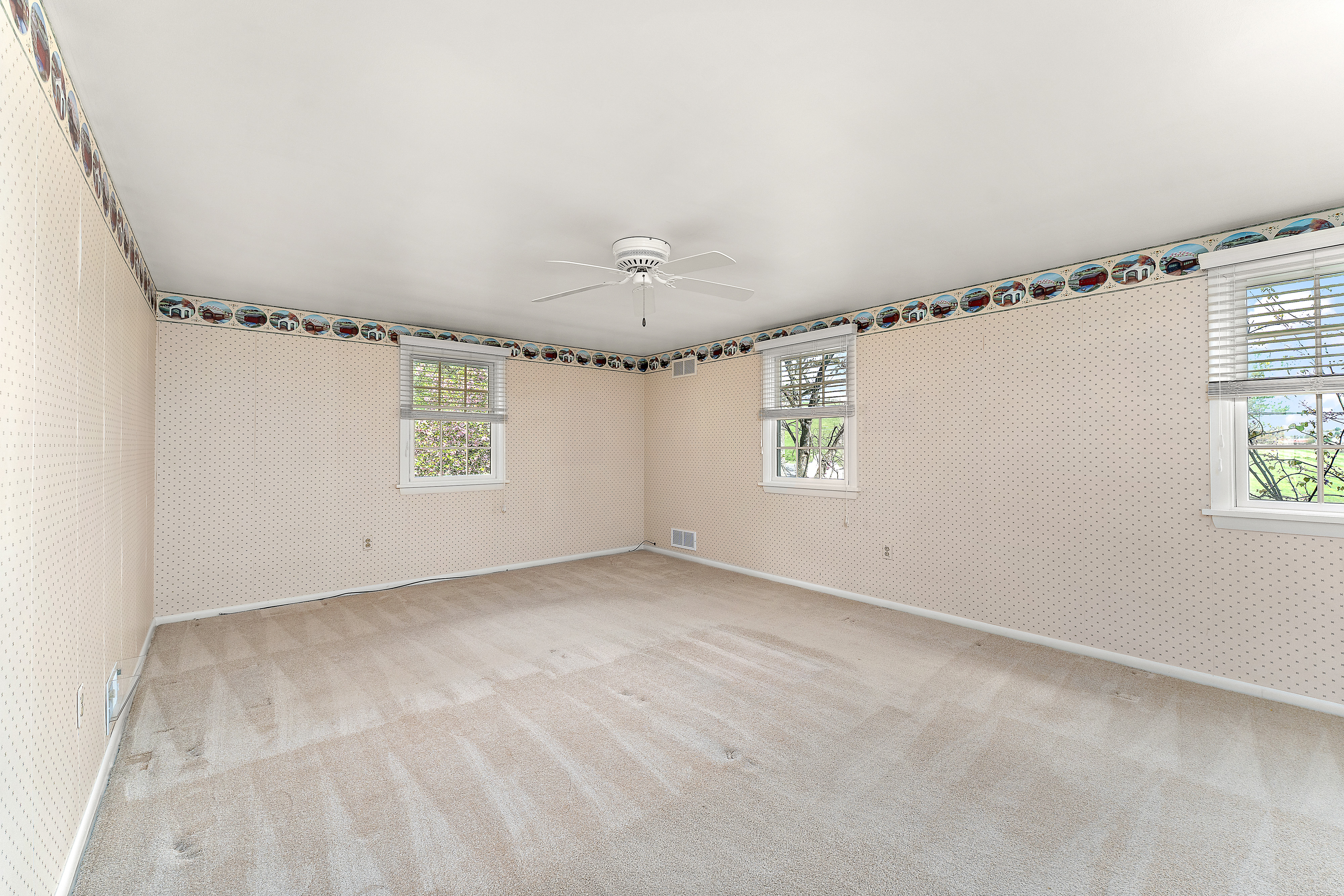  8290 Bramble Lane, Pittsburgh, PA 15237 - 物件實景