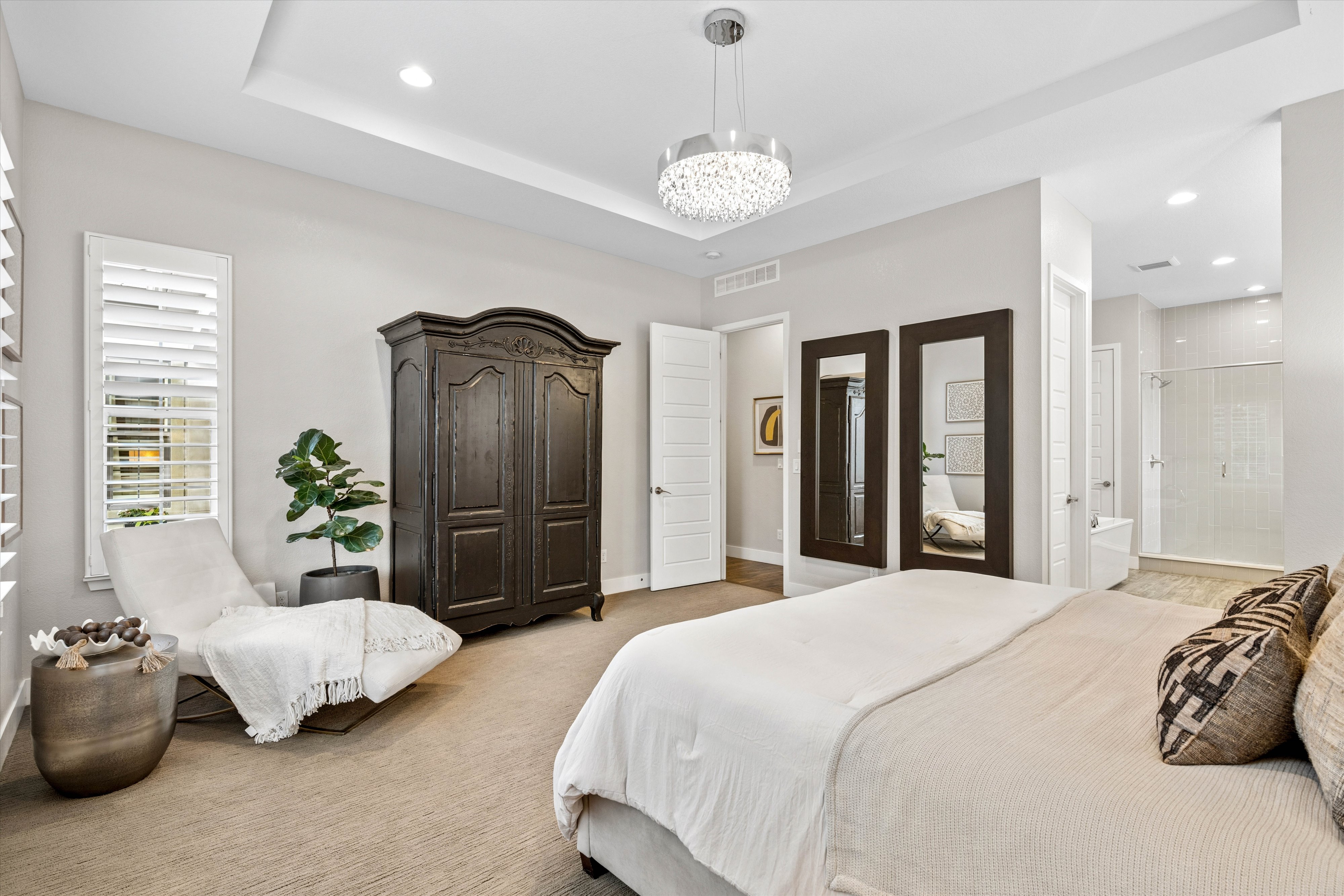  Coveted Solterra Address, Impeccably Maintained by its Original Owner - 物件實景