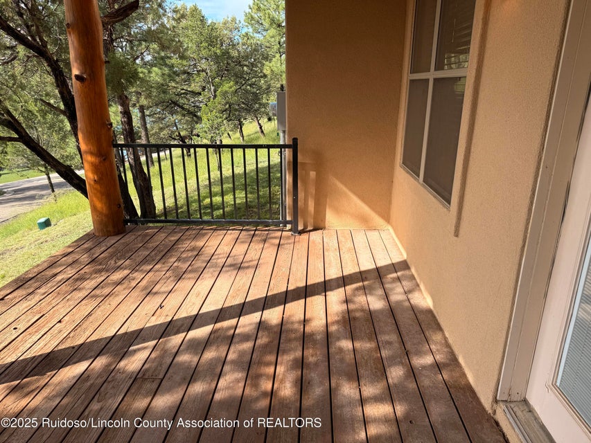 Ruidoso, New Mexico, 88345, United States, 3 Bedrooms Bedrooms, ,5 BathroomsBathrooms,Residential,For Sale,1979549