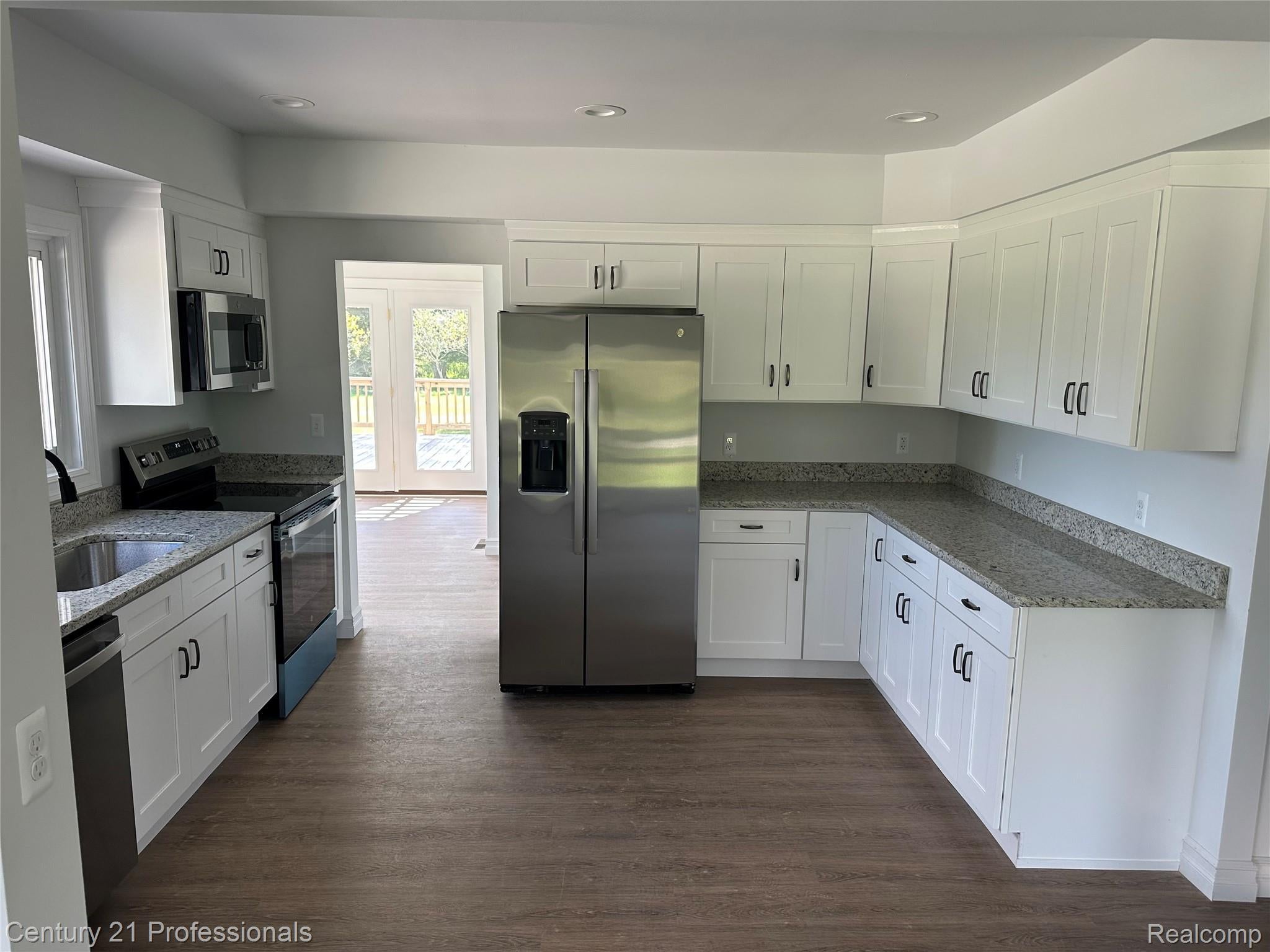 China, Michigan, 48054, United States, 4 Bedrooms Bedrooms, ,2 BathroomsBathrooms,Residential,For Sale,1974308