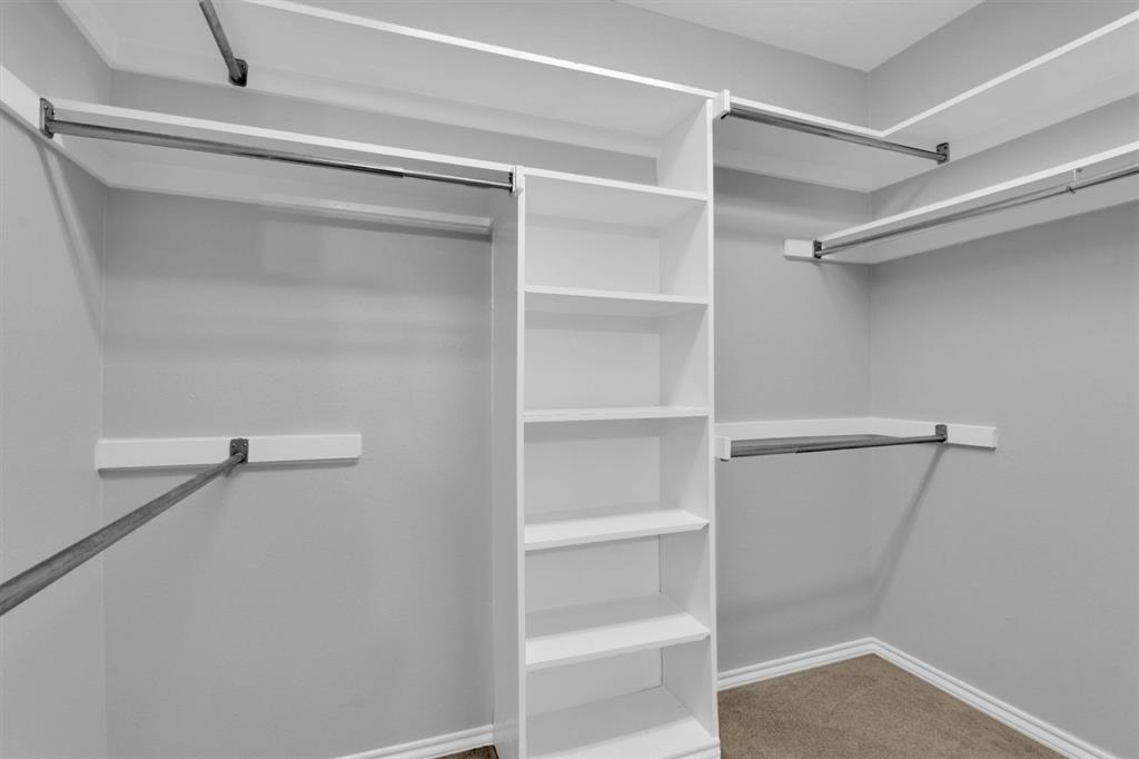 Highland Village, Texas, 75077, United States, 4 Bedrooms Bedrooms, ,2 BathroomsBathrooms,Residential,For Sale,1981318