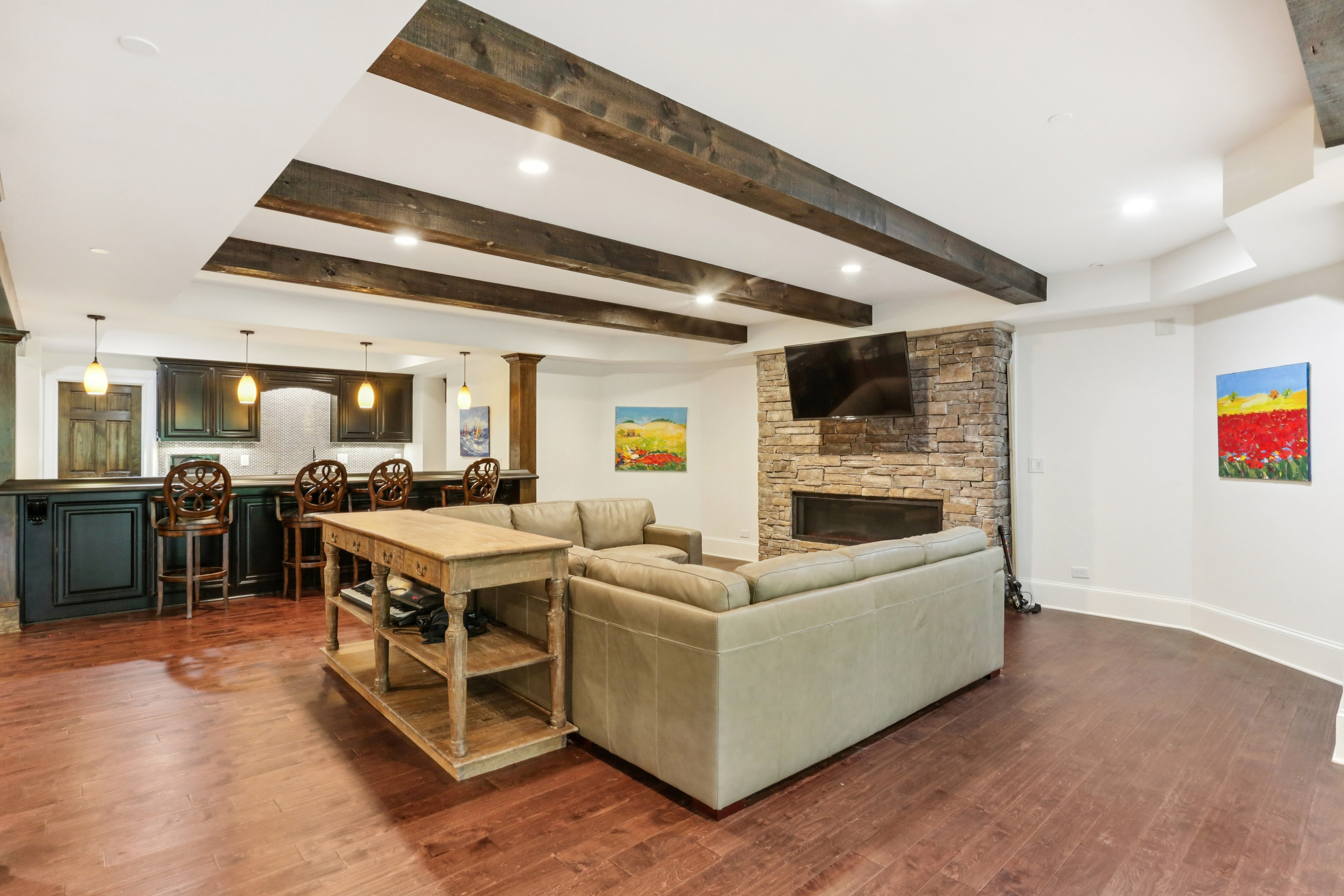  Stunning Brick Traditional in Sought-After Pine Hills - 物件實景