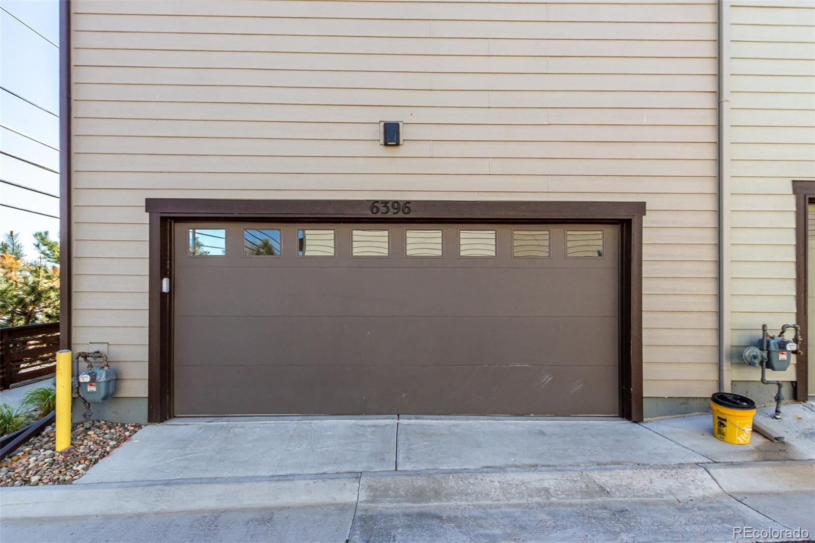 Arvada, Colorado, 80004, United States, 3 Bedrooms Bedrooms, ,2 BathroomsBathrooms,Residential,For Sale,1973817