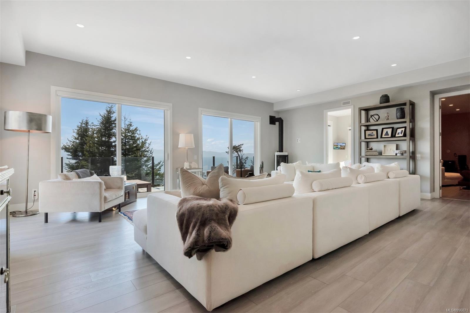 SOOKE, British Columbia, V9Z 1L8, CA, 5 Bedrooms Bedrooms, ,Residential,For Sale,1876018