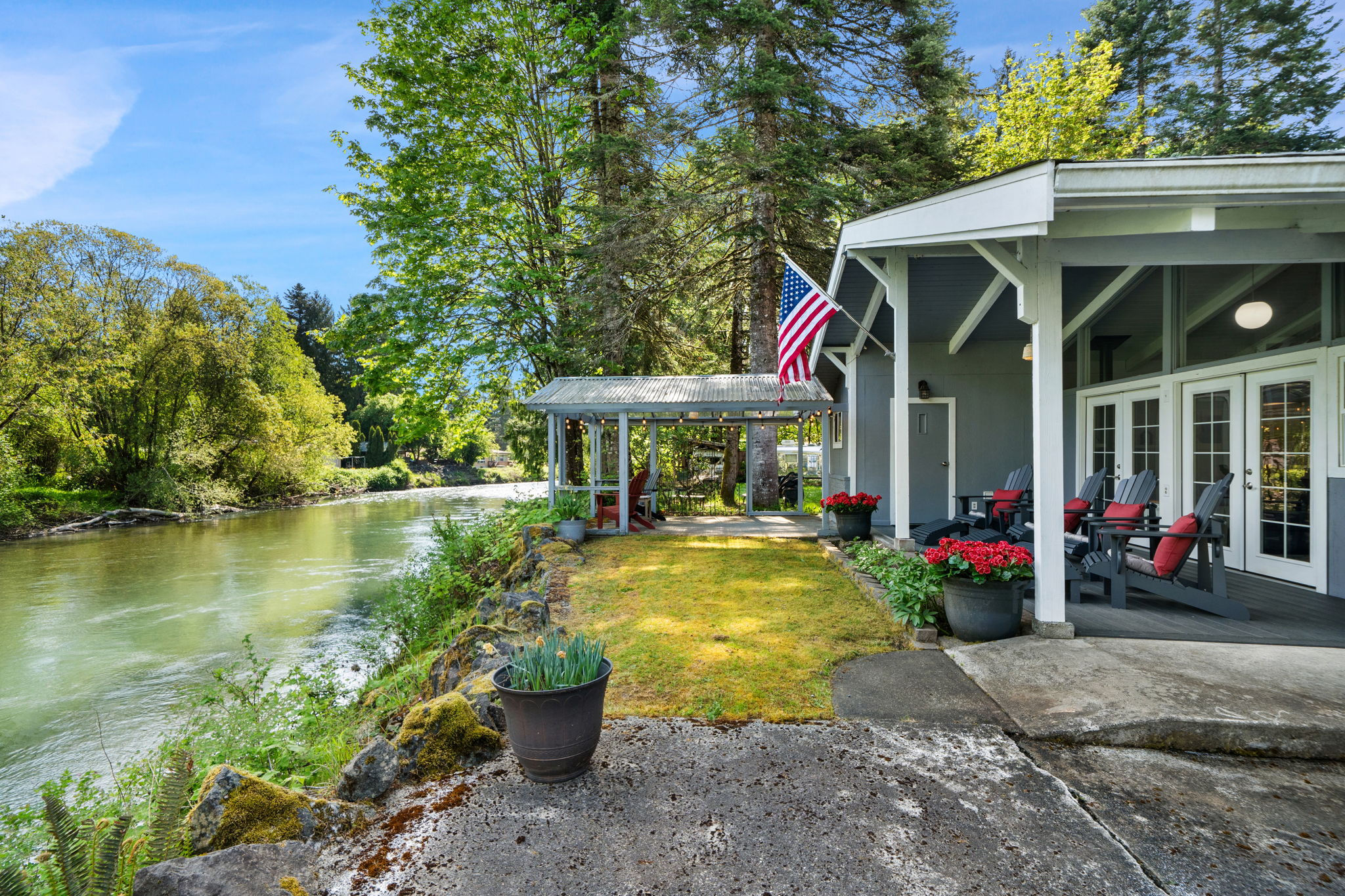  560 Mountain Trail Road, Brinnon, WA 98320 - 物件實景