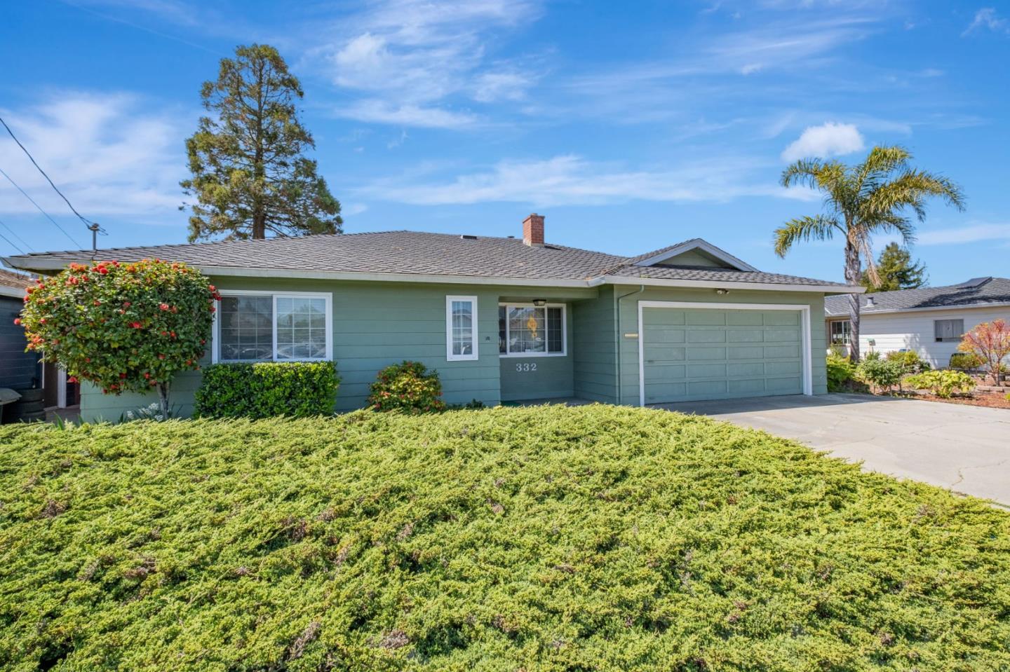 Watsonville, California, 95076, United States, 3 Bedrooms Bedrooms, ,2 BathroomsBathrooms,Residential,For Sale,1885327