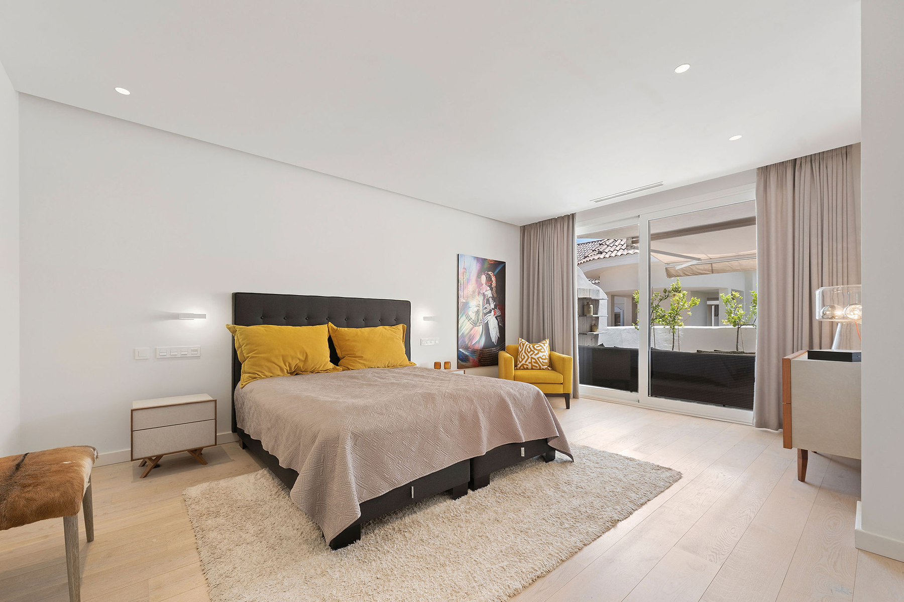  South-Facing duplex apartment with sea views in Nueva Andalucía - 物件實景
