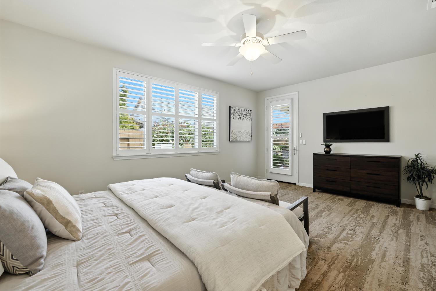 Elk Grove, California, 95757, United States, 2 Bedrooms Bedrooms, ,2 BathroomsBathrooms,Residential,For Sale,1901931