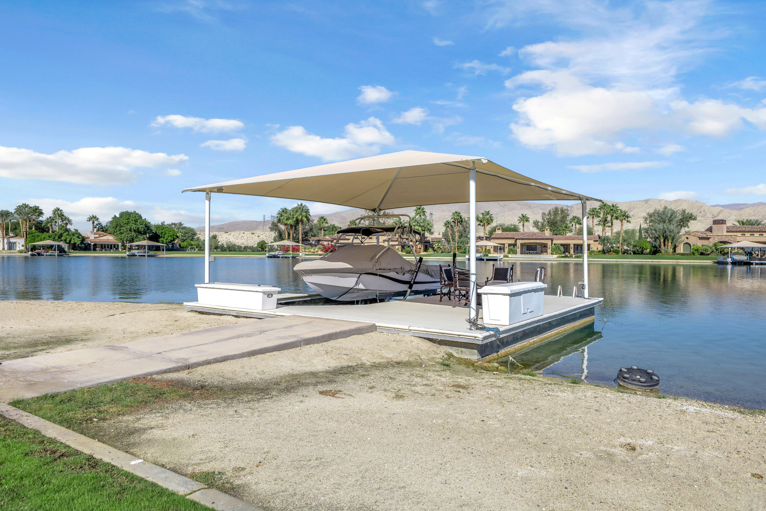 Indio, California, 92203, United States, 5 Bedrooms Bedrooms, ,4 BathroomsBathrooms,Residential,For Sale,1992835