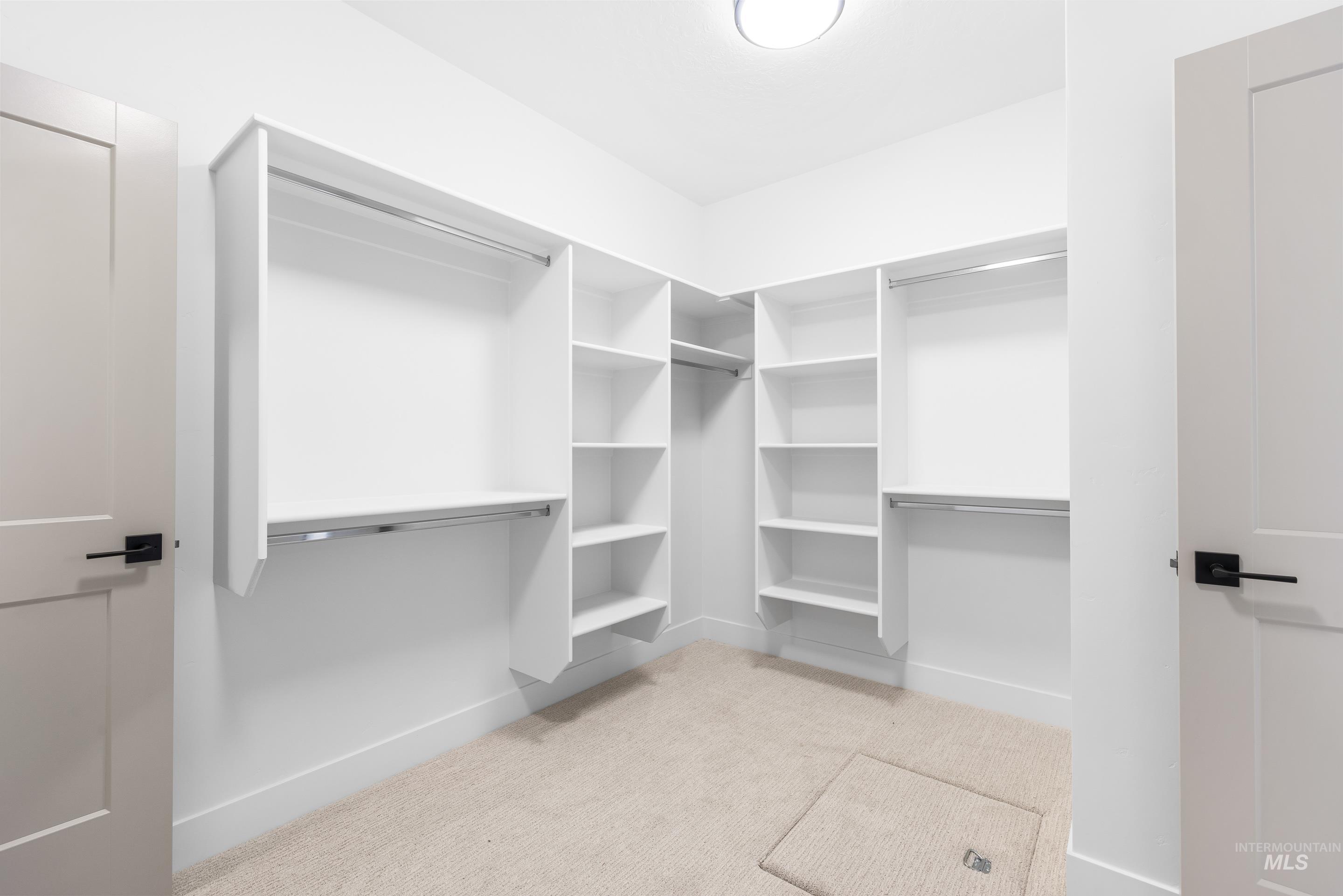 Kuna, Idaho, 83634, United States, 3 Bedrooms Bedrooms, ,Residential,For Sale,1989227