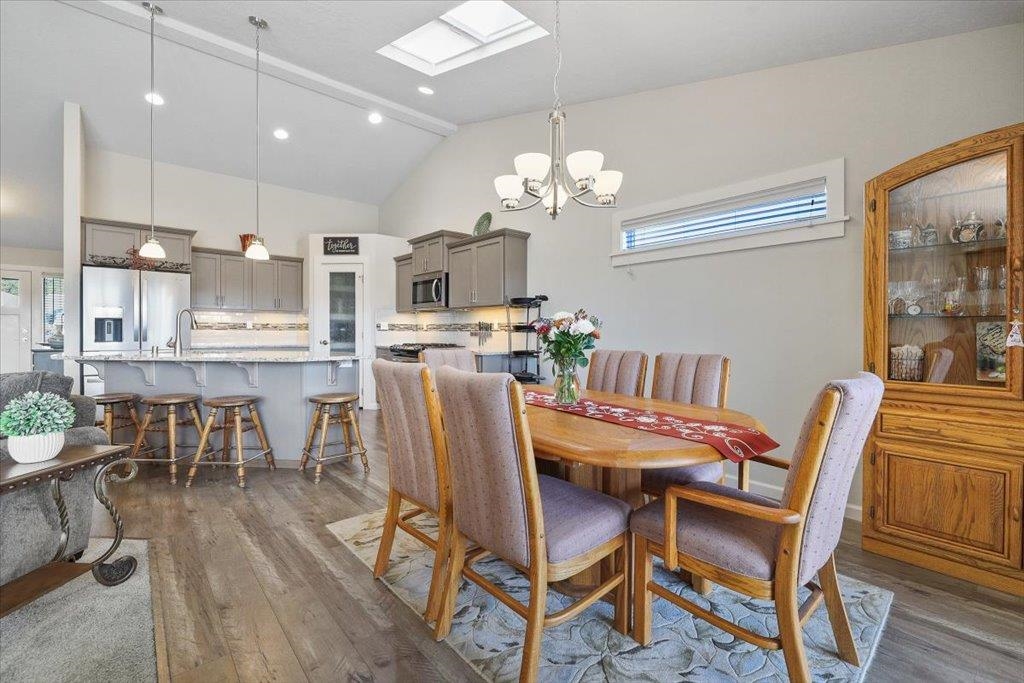 Spokane, Washington, 99217, United States, 3 Bedrooms Bedrooms, ,2 BathroomsBathrooms,Residential,For Sale,1955840