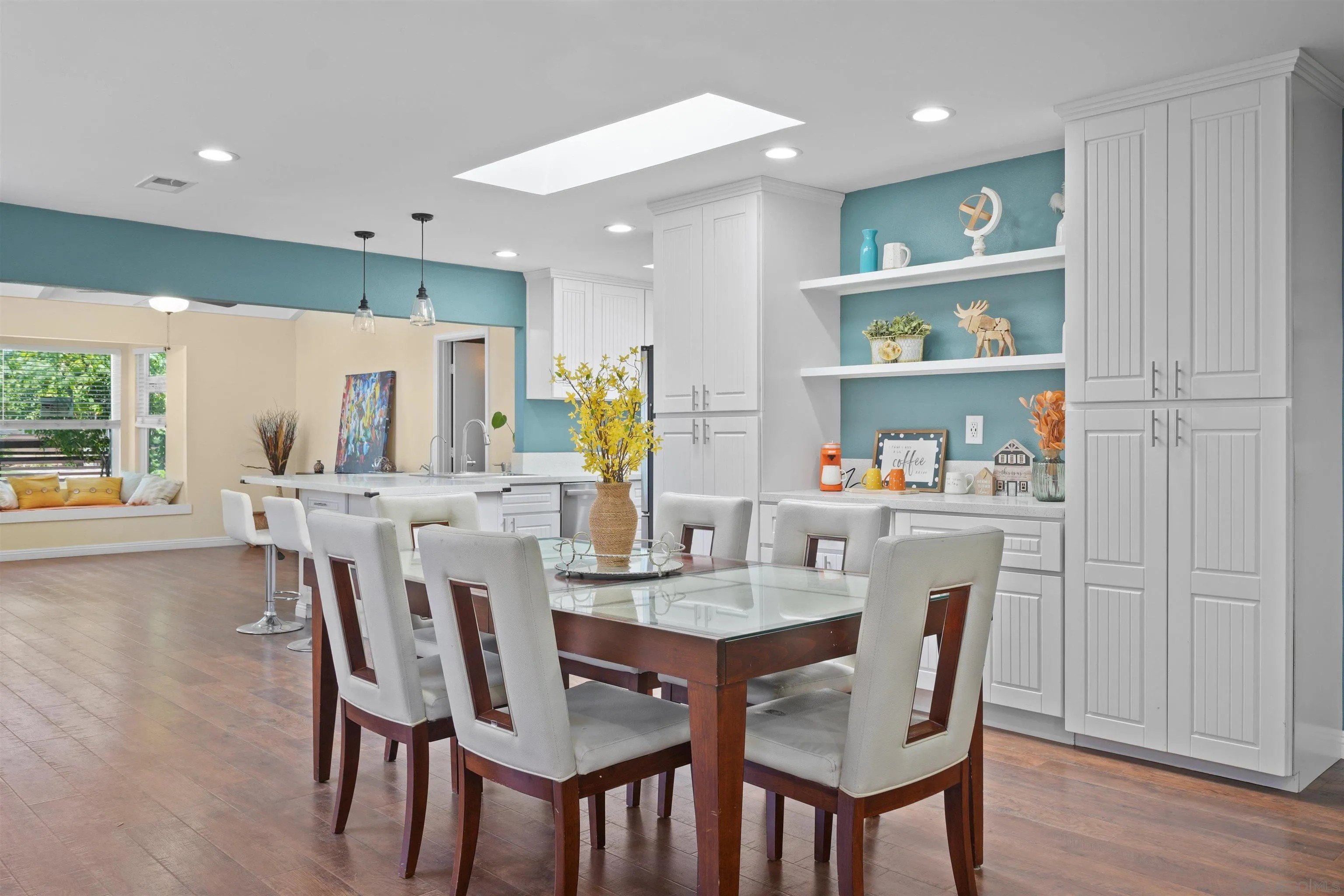 San Diego, California, 92126, United States, 6 Bedrooms Bedrooms, ,Residential,For Sale,1907537