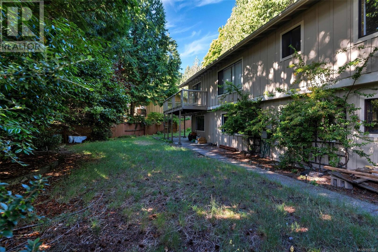 SAANICH, British Columbia, V8Y 1A9, CA, 4 Bedrooms Bedrooms, ,3 BathroomsBathrooms,Residential,For Sale,1901029