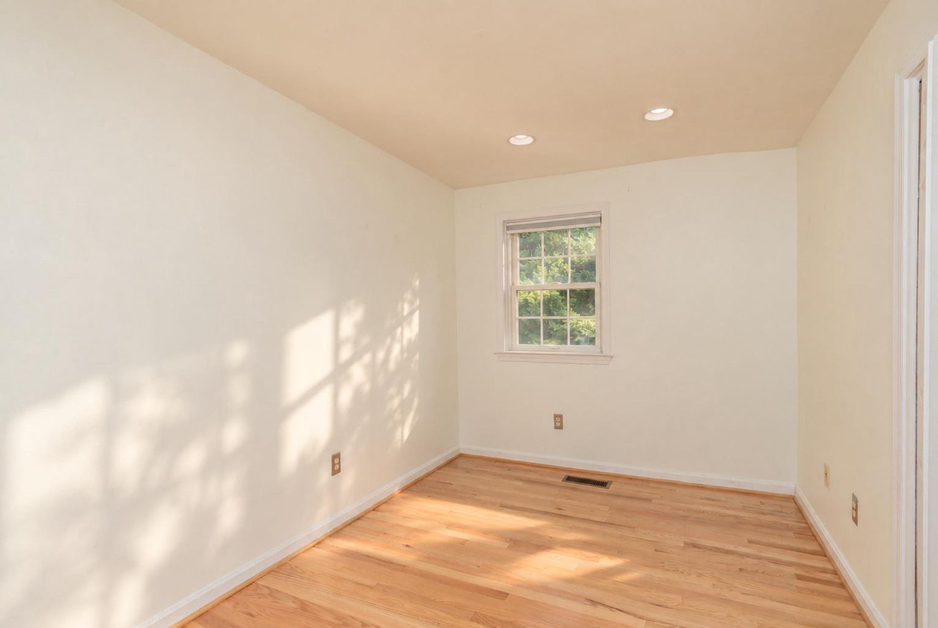  6701 Kenwood Forest Lane, Chevy Chase, MD, 20815 - 物件實景