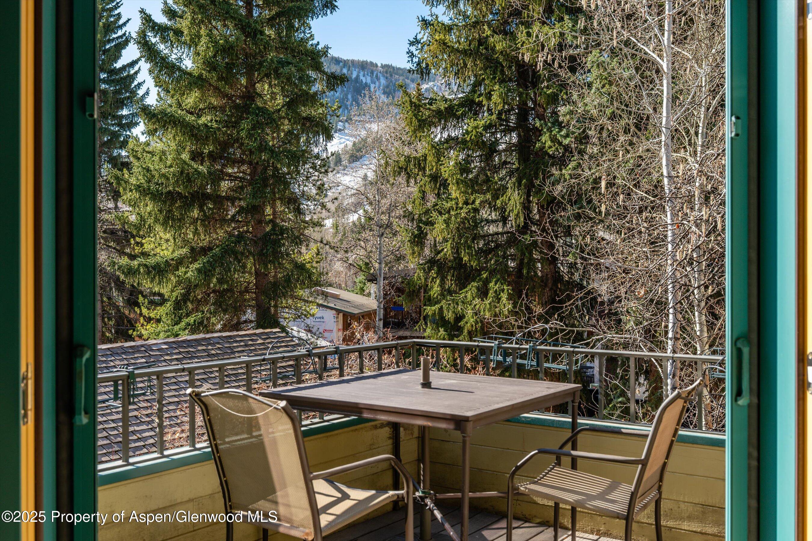 Aspen, Colorado, 81611, United States, 3 Bedrooms Bedrooms, ,4 BathroomsBathrooms,Residential,For Sale,1779623