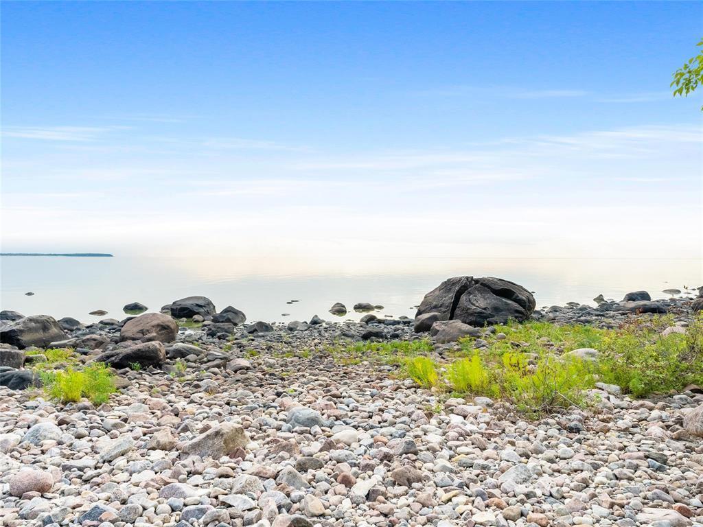 LESTER BEACH, Manitoba, R0E 0E0, CA, 4 Bedrooms Bedrooms, ,3 BathroomsBathrooms,Residential,For Sale,1949698